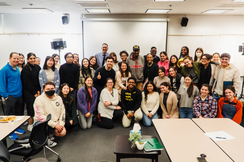 Bob Hoover (center) meets with STEP students and GSE faculty.