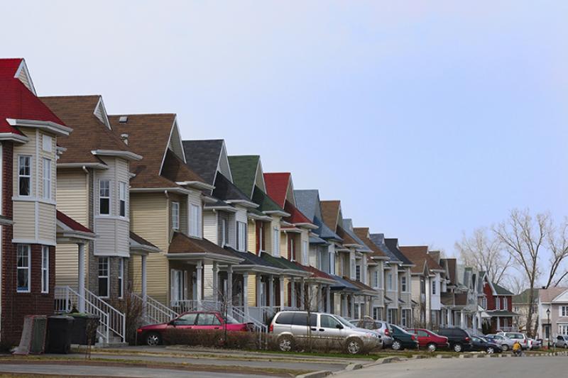 A new study raises questions about how segregation among U.S. neighborhoods could lessen opportunities for blacks and Hispanics at all income levels. (©iStock.com/Daniel Krylov)